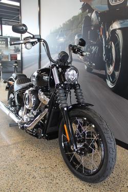 2025 Harley-davidson FXBB STREET BOB (117) VIVID BLACK