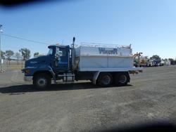 2005 Mack
                Metro-Liner 