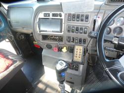2005 Mack
                Metro-Liner 