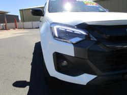 2025 Isuzu D-MAX X-RIDER