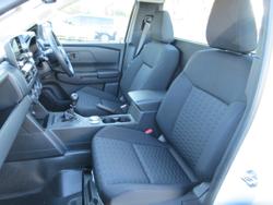 2025 Mitsubishi Triton GLX