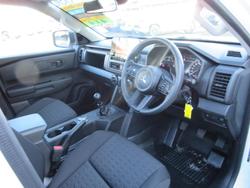 2025 Mitsubishi Triton GLX