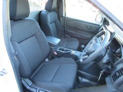 2025 Mitsubishi Triton GLX