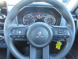 2025 Mitsubishi Triton GLX