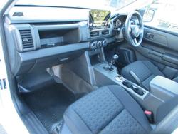 2025 Mitsubishi Triton GLX