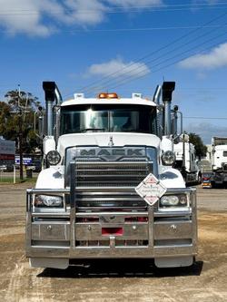 2017 Mack Superliner 6X4 Day Cab Prime Mover