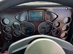 2017 Mack Superliner 6X4 Day Cab Prime Mover