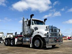 2017 Mack Superliner 6X4 Day Cab Prime Mover
