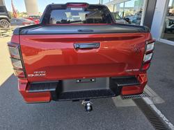 2025 Isuzu D-MAX X-TERRAIN