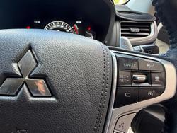 2022 Mitsubishi Pajero Sport Exceed