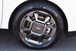 2024 Kia Carnival GT-Line HEV KA4 PE MY25 Snow White Pearl