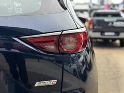 2019 Mazda
CX-5 Akera