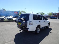 2011 Mitsubishi Pajero GLX NW MY12 4X4 White