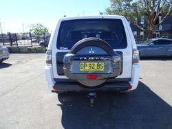 2011 Mitsubishi Pajero GLX NW MY12 4X4 White
