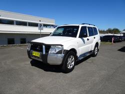 2011 Mitsubishi Pajero GLX NW MY12 4X4 White