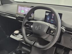 2024 MG MG4 Excite 51 125kW MEH32 MY24 Dover White