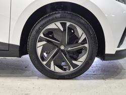 2024 MG MG4 Excite 51 125kW MEH32 MY24 Dover White