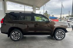 2021 Toyota Landcruiser Prado VX