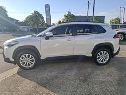 2024 Toyota
                Corolla Cross GXL