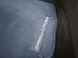 2024 Toyota
                Corolla Cross GXL