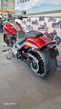 2025 Harley-davidson FXBR BREAKOUT (117) BRILLIANT RED