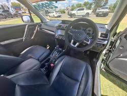 2016 Subaru
Forester 2.5i-S