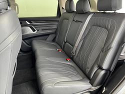 2025 LDV D90 Executive