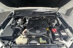 2017 Toyota Hilux SR