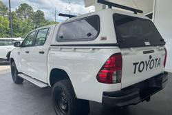 2017 Toyota Hilux SR