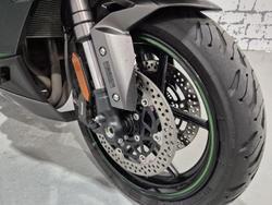 2024 Kawasaki Ninja 1000SX Ninja Black