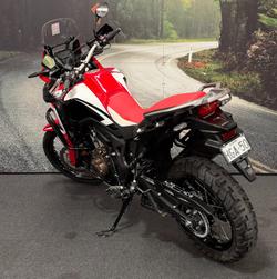 2016 Honda CRF1000L AFRICA TWIN RED/WHITE