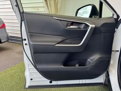 2023 Toyota RAV4 GXL