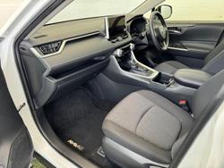 2023 Toyota RAV4 GXL