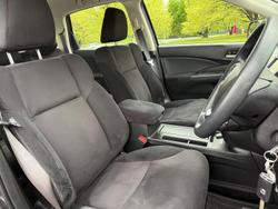 2013 Honda
                CR-V VTi