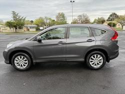 2013 Honda
                CR-V VTi