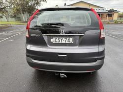 2013 Honda
                CR-V VTi