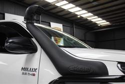 2022 Toyota Hilux SR GUN126R 4X4 Dual Range Glacier White