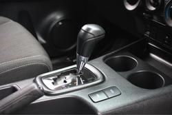 2022 Toyota Hilux SR GUN126R 4X4 Dual Range Glacier White