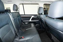 2021 Toyota Landcruiser VX