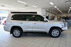 2021 Toyota Landcruiser VX