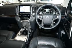 2021 Toyota Landcruiser VX