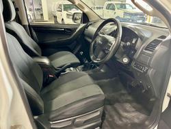 2017 Isuzu D-MAX SX MY17 4X4 Dual Range Splash White