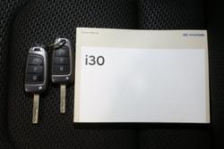 2021 Hyundai
                i30 