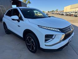 2023 MITSUBISHI Eclipse Cross ES