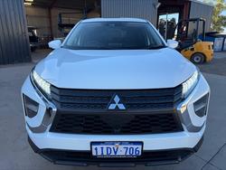 2023 MITSUBISHI Eclipse Cross ES