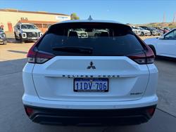 2023 MITSUBISHI Eclipse Cross ES