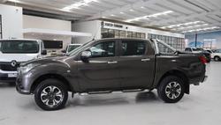 2016 Mazda BT-50 XTR Hi-Rider UR 4x2 Titanium Flash