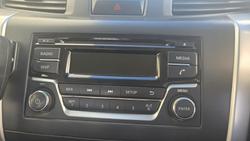 2019 Nissan Navara RX