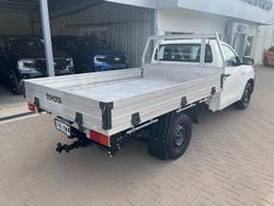 2018 Toyota Hilux Workmate GUN122R 4x2 Glacier White