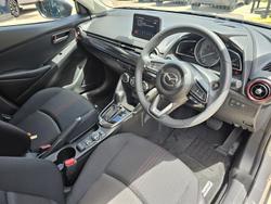 2025 Mazda 2 G15 Evolve